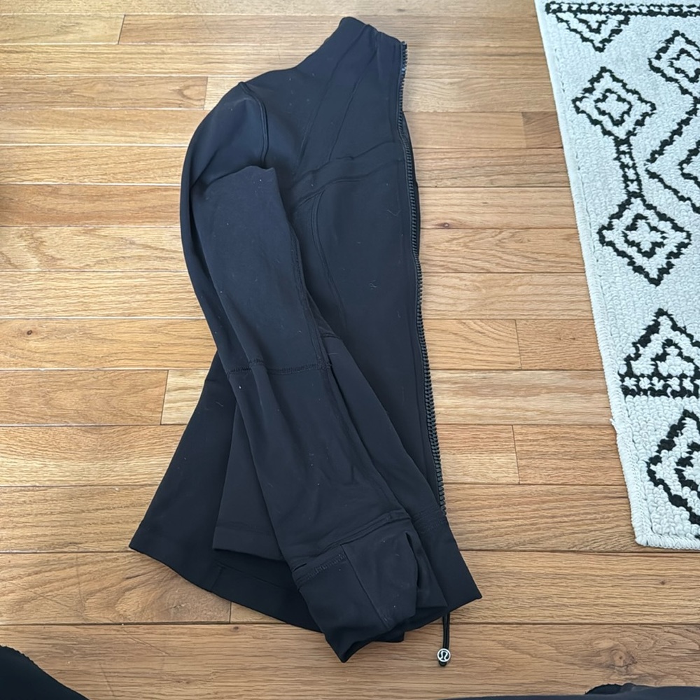black lululemon define jacket